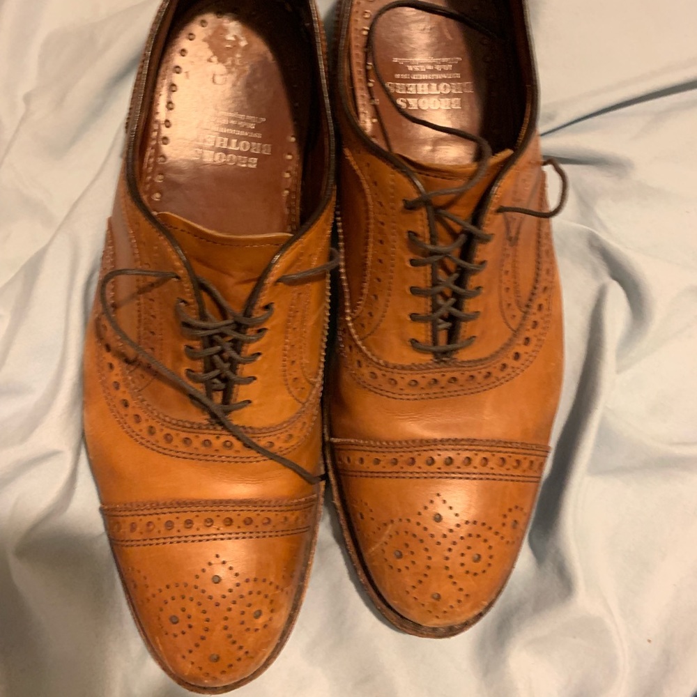 Barley worn Brooks Brother brown dress sho…